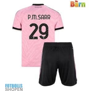 Billiga Juventus Pape Matar Sarr #29 Bortatröja Barn 2026-27 Kortärmad (+ Korta byxor)
